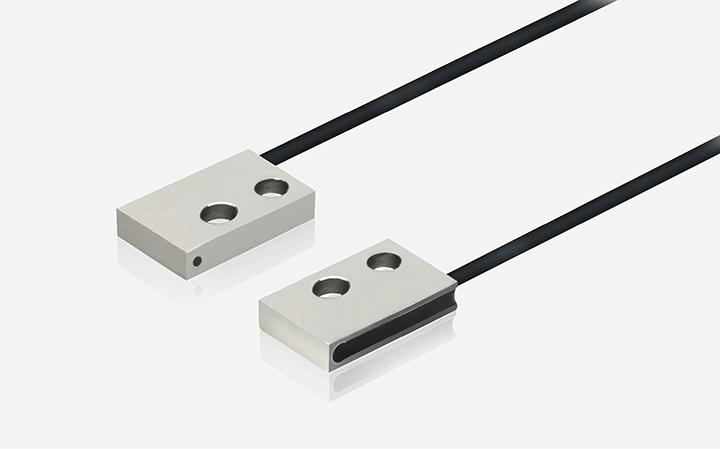 平面结构传感器单元侧视图