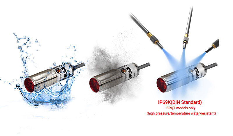 图片展示了可用于高压清洗或喷洒环境的防水防尘光电传感器。